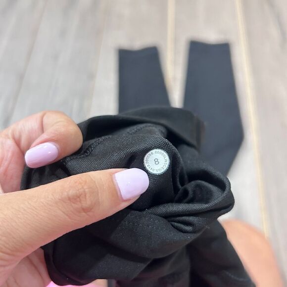 Lululemon Mapped Out High Rise 28” - Picture 3 of 3